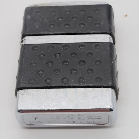 Vintage Zippo XIV Black and Silver Lighter - Picture 2 of 4